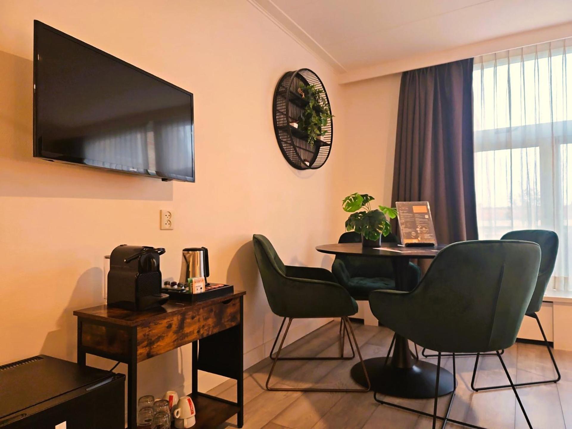Hotel Anna Casparii ฮาร์ลิงเงน ภายนอก รูปภาพ